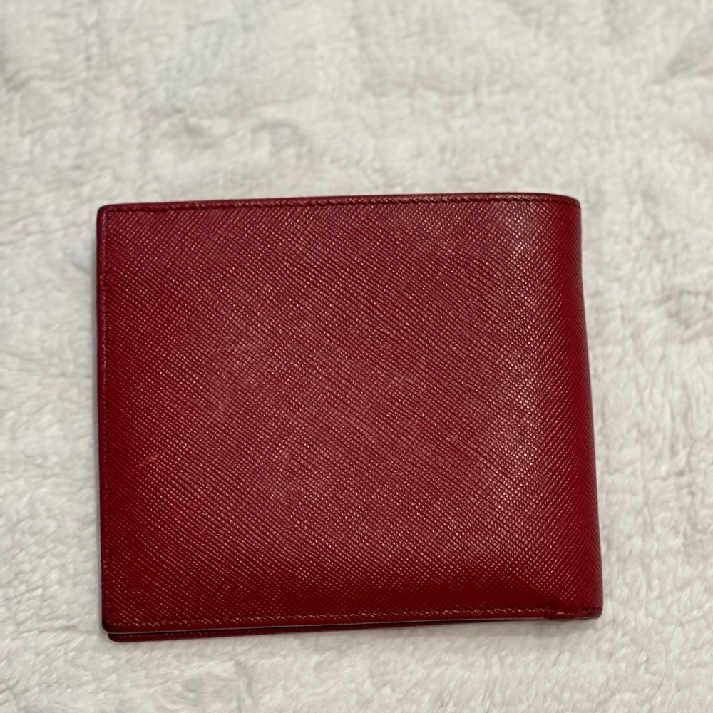 Authentic Prada wallet - Picture 3 of 10